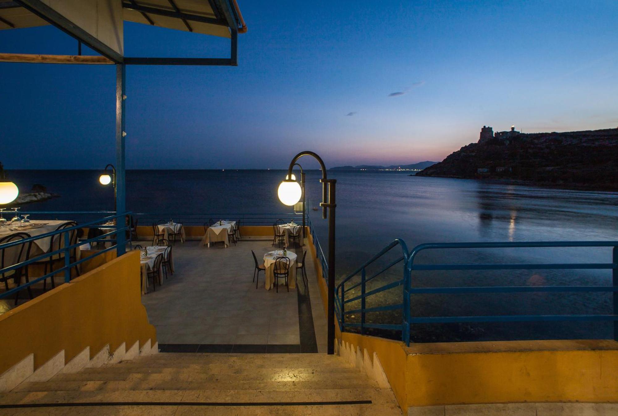 Hotel Calamosca Кальяри Экстерьер фото