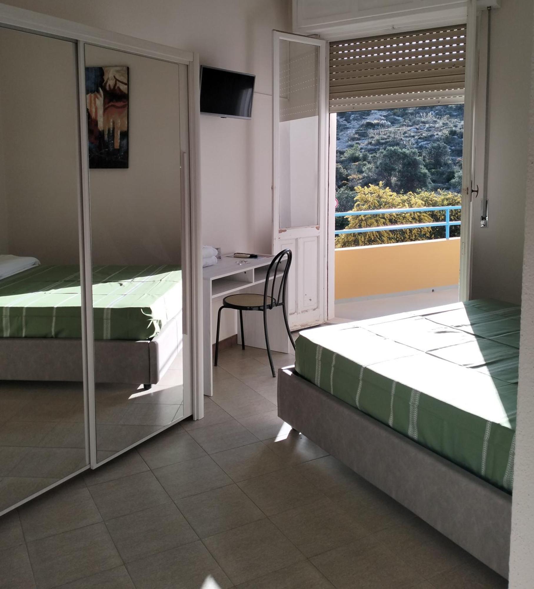 Hotel Calamosca Кальяри Экстерьер фото